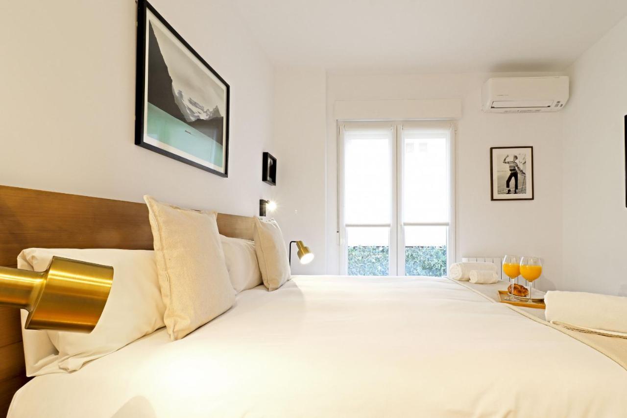 Royal Madrid Apartment ภายนอก รูปภาพ